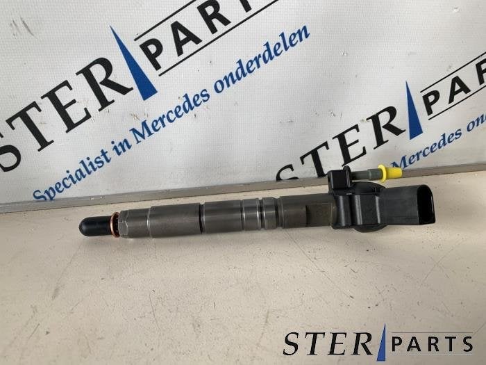 Verstuiver (diesel) van een Mercedes E-Klasse, Gebruikt, -, Ophalen of Verzenden, -
