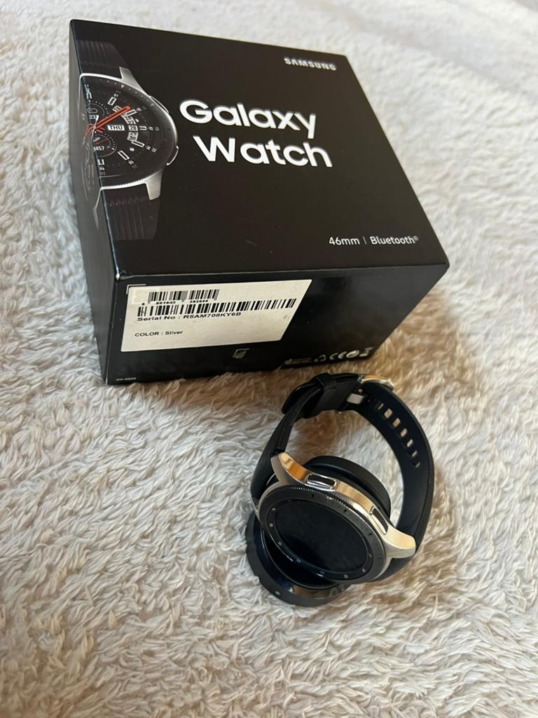 Samsung Galaxy Watch 46mm (SM-R800 / F401) – Très bon état, Handtassen en Accessoires, Smartwatches, Ophalen, Zwart, Zo goed als nieuw
