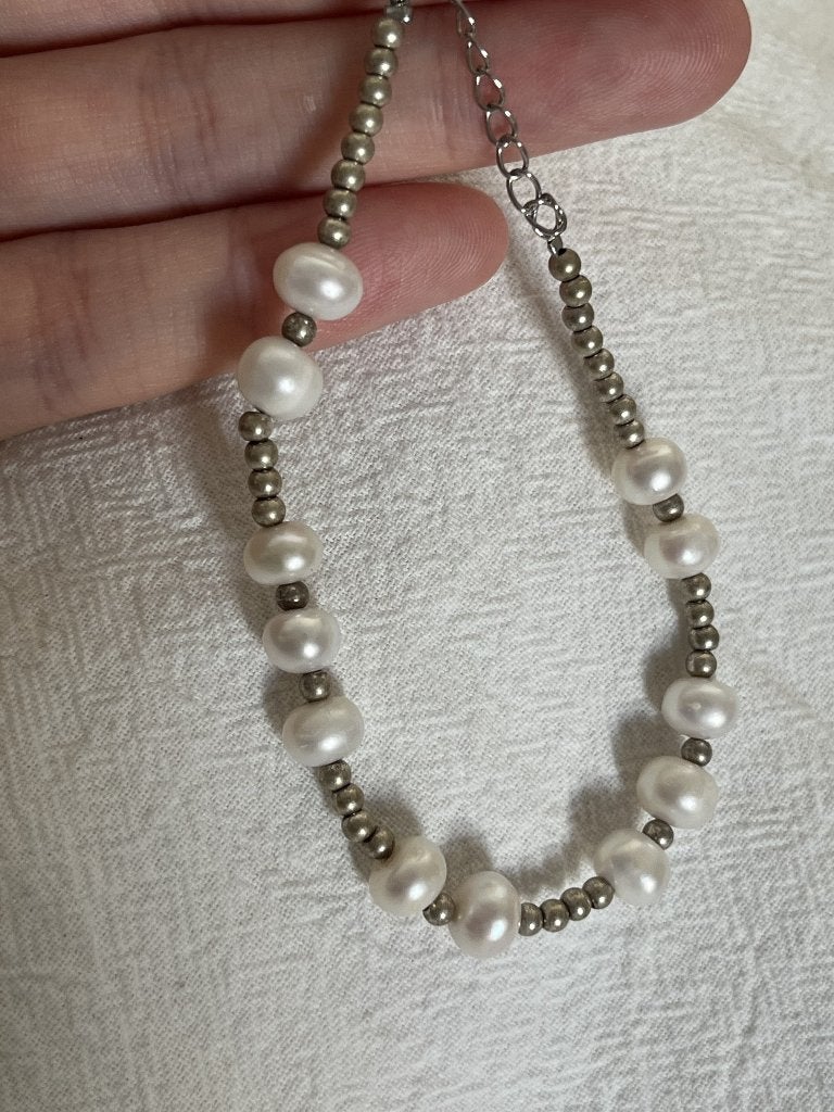 Collier de perles d'eau douce de style vintage, Bijoux, Sacs & Beauté, Enlèvement ou Envoi, Utilisé, Blanc