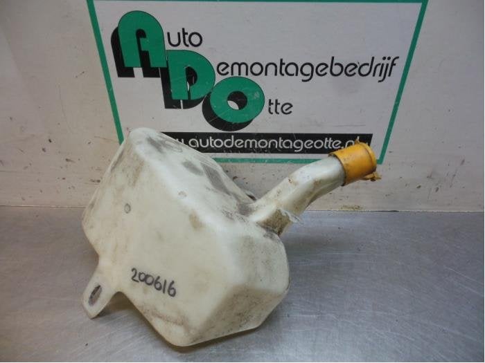 Réservoir lave-glace avant d'un Fiat Strada, -, Utilisé, Fiat, -
