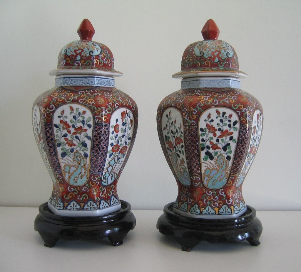 Paar Imari vazen uit Japan  -  1002, Antiek en Kunst, Japan, Ophalen