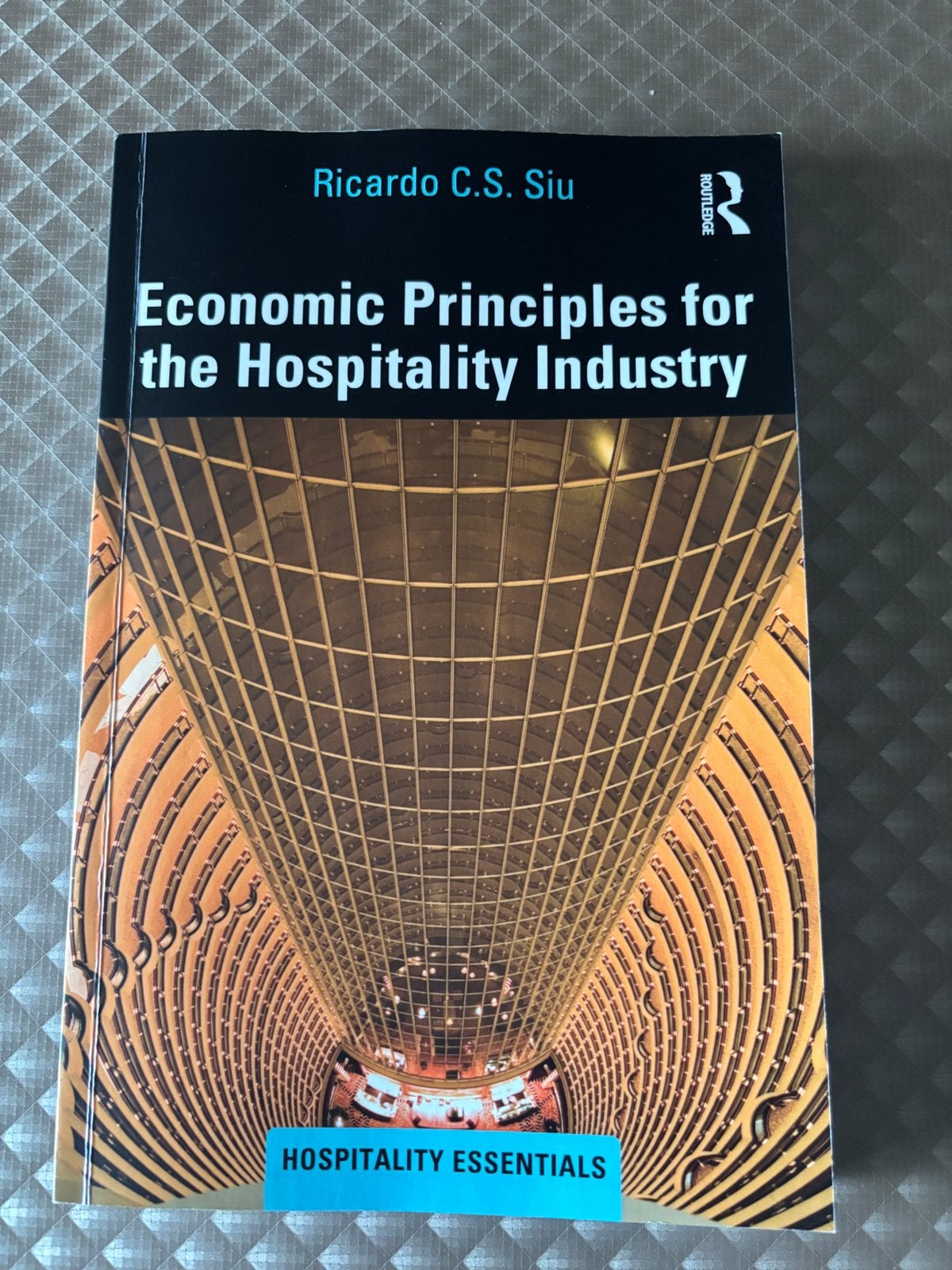 Economic Principles for the Hospitality Industry, Boeken, Ophalen, Zo goed als nieuw, Economie