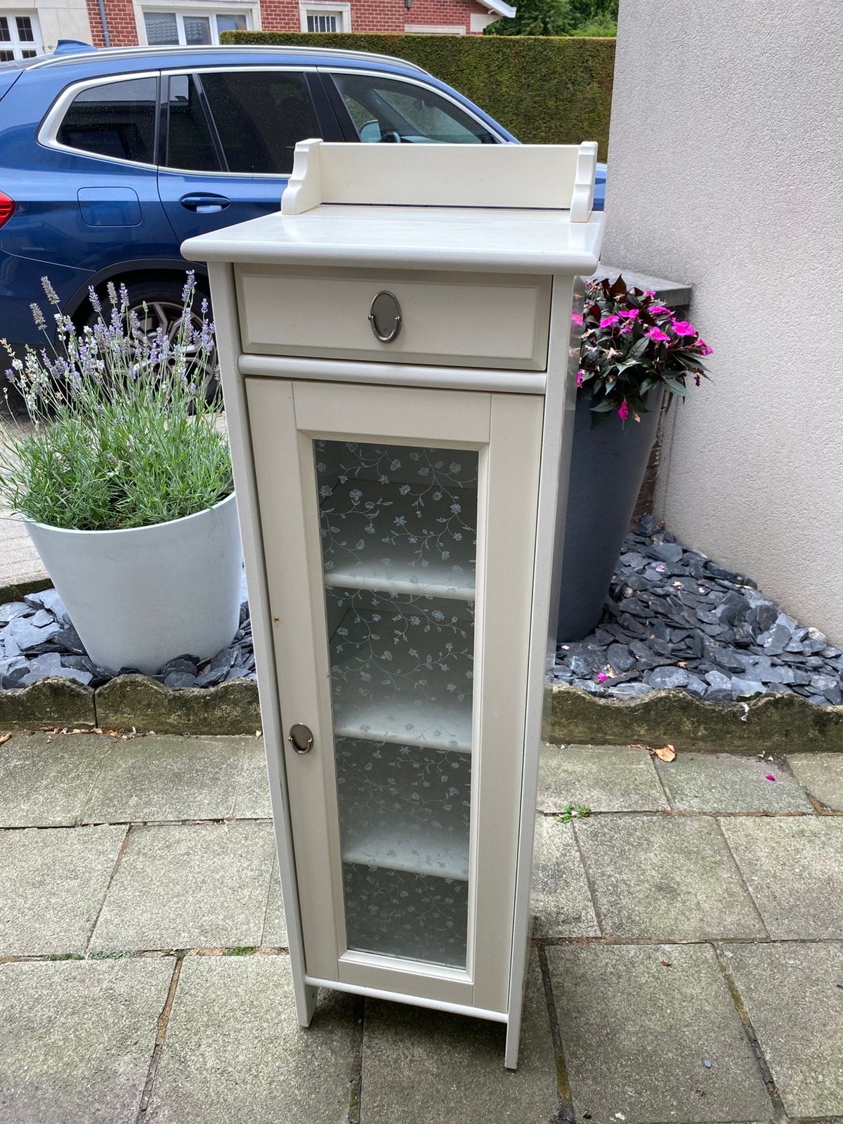 Petite commode vitrée avec miroir, Maison & Meubles, Enlèvement, Comme neuf