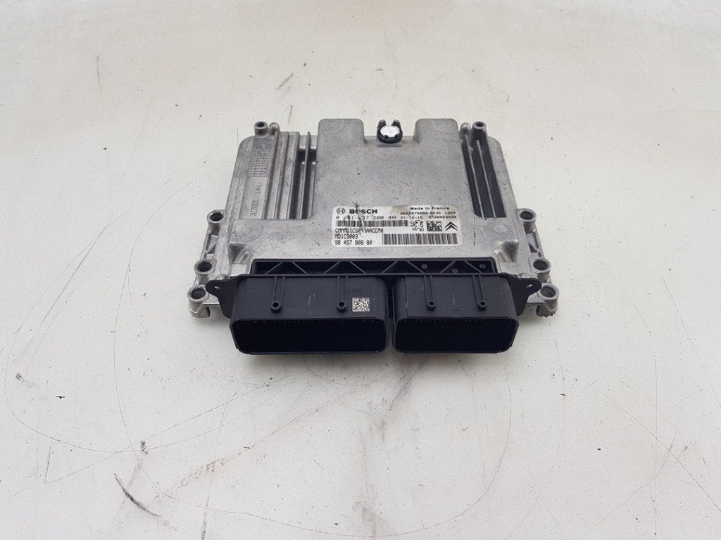 COMPUTER MOTOR Citroën Berlingo (01-2018/04-2021), Robert Bosch AG, Gebruikt, Citroën, Robert-Bosch-Allee 1
74232  Abstatt, DE