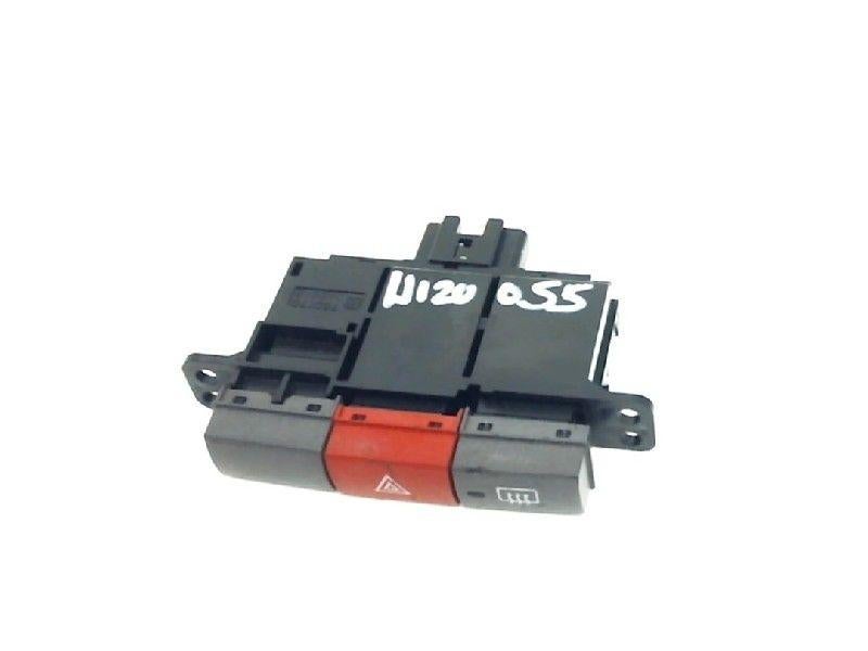 COMMUTATEUR DE FEUX DE DETRESSE Cuore (L251 / 271 / 276), Utilisé, Daihatsu