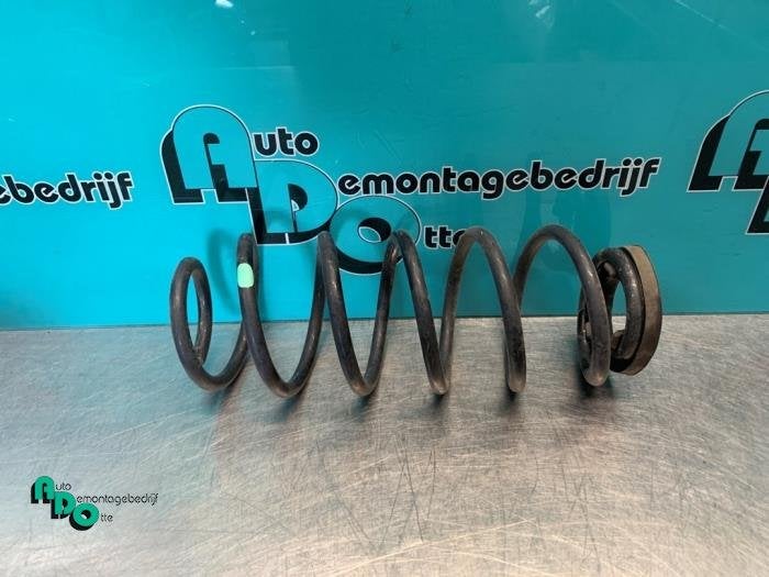 Ressort de flexion arrière d'un Peugeot 108 (108 14-), -, 3 mois de garantie, Utilisé, -