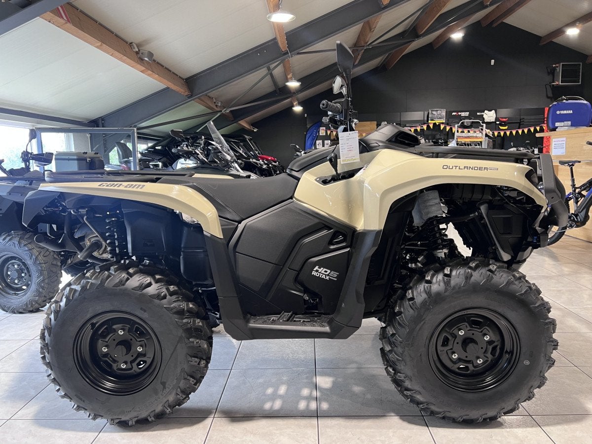 CAN-AM Outlander Pro HD5 T3B 60KM/H, 650 cm³, 12 à 35 kW