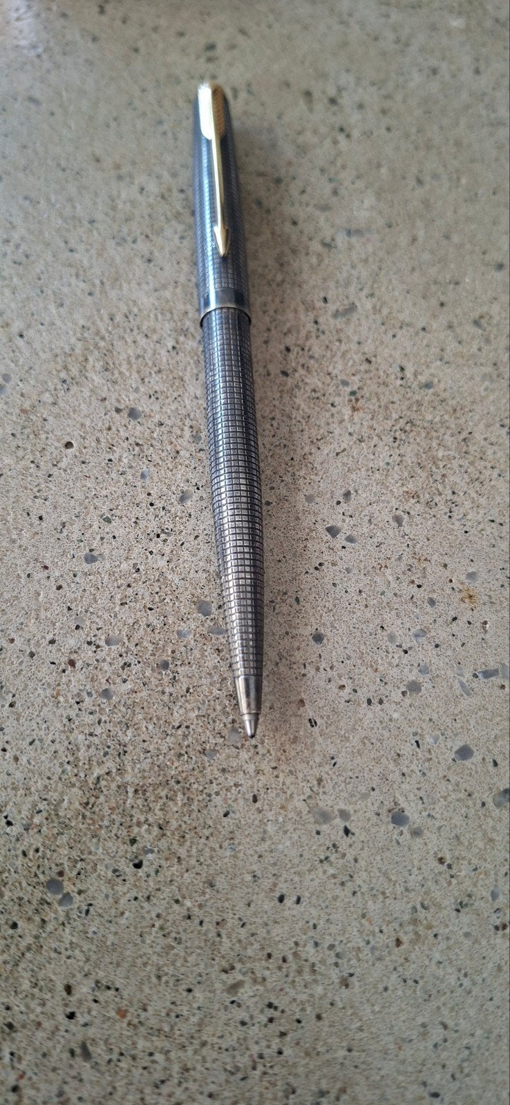 Stylo à bille Parker 75 Cisele en argent sterling, Enlèvement ou Envoi, Utilisé, Stylo à bille, Parker