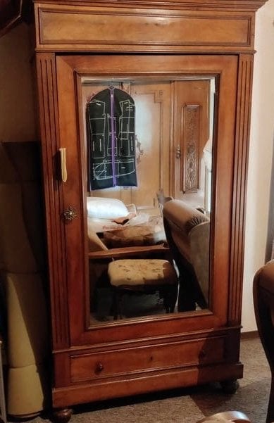 Armoire ancienne avec miroir et tiroir, Enlèvement