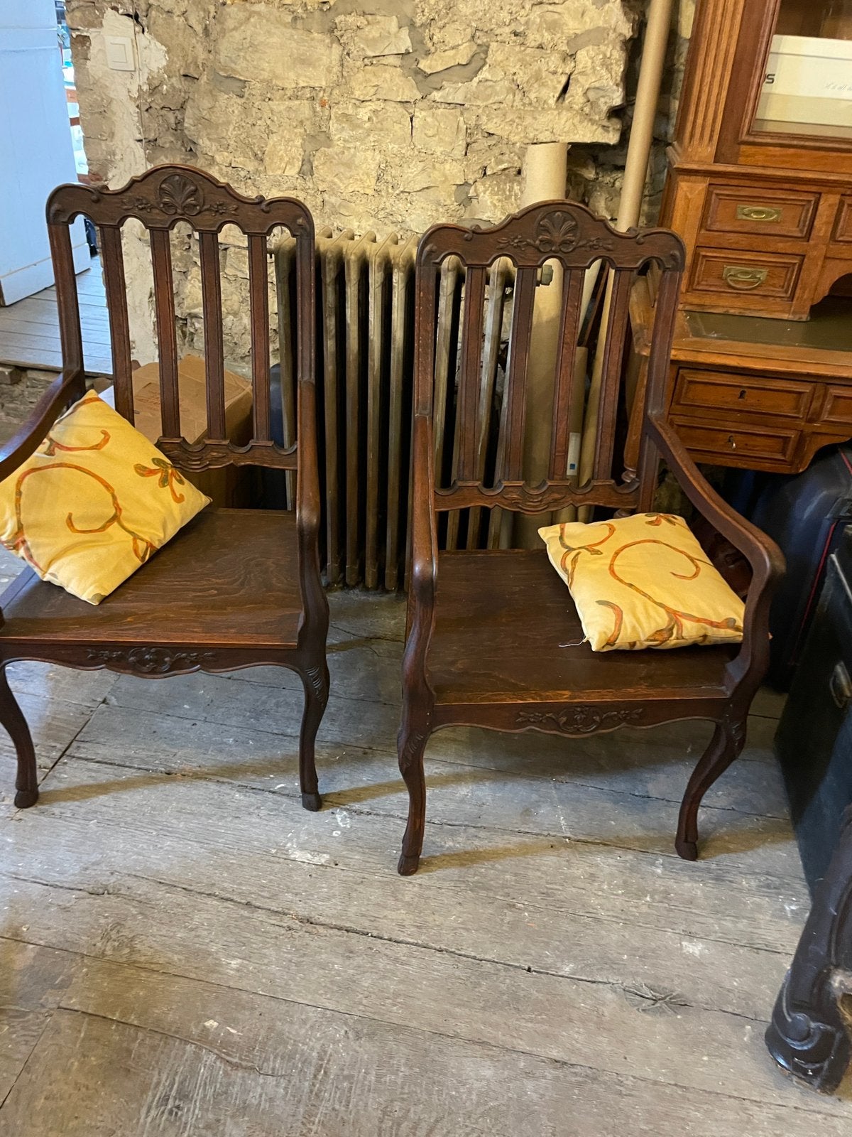 2 faiteuils anciens style 18 eme, Enlèvement
