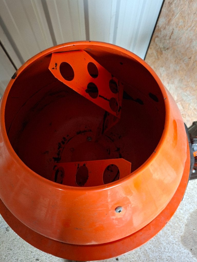 Kleine cementmolen, Ophalen, Zo goed als nieuw
