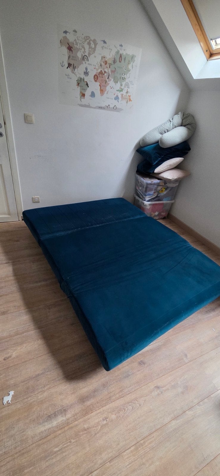 canape convertible velour bleu petrole, 140 cm, Enlèvement, Utilisé, Bleu