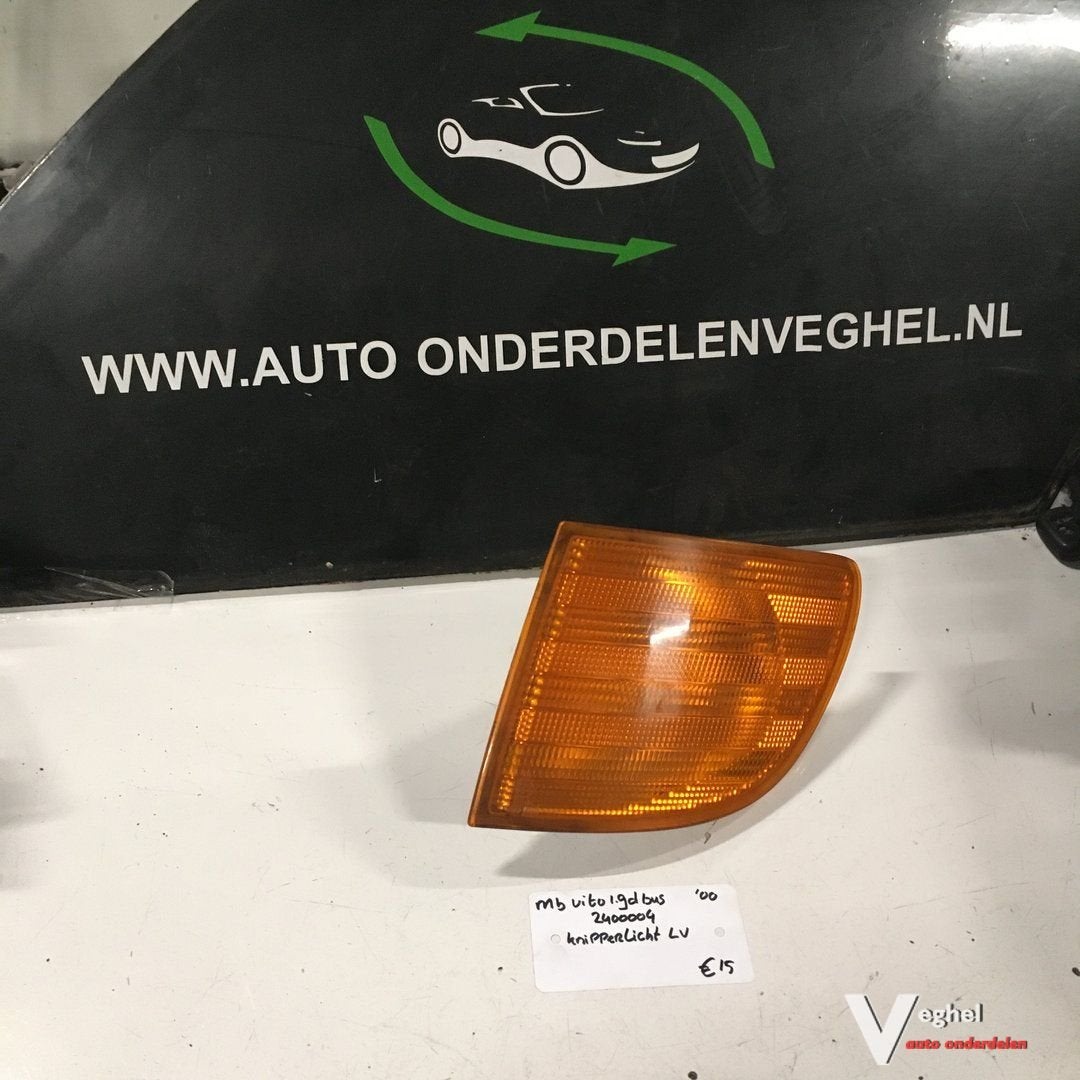Mercedes Vito 1.9 D 2000 Wagennr 2400004   Knipperlicht Link, Gebruikt, -, -, Ophalen of Verzenden