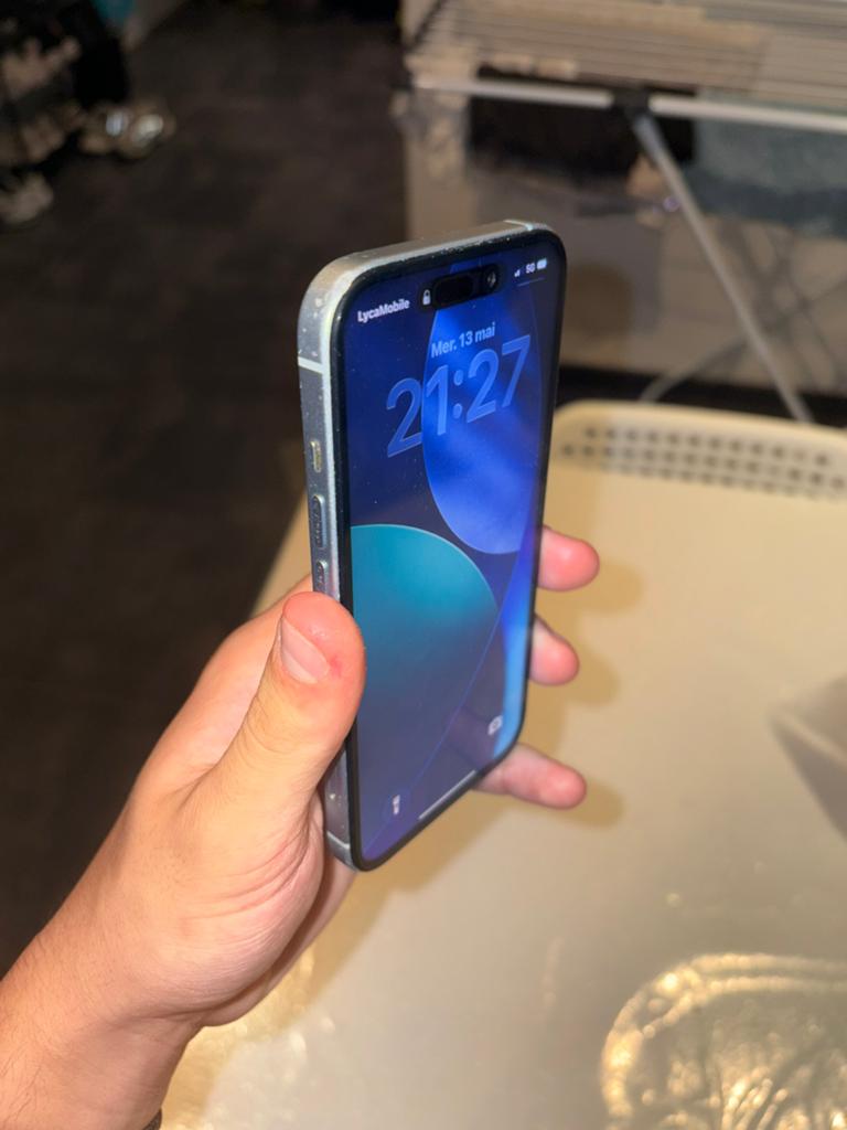 Iphone 15 très bonne etat, 86% etat de batterie, Enlèvement ou Envoi, Comme neuf, IPhone 15