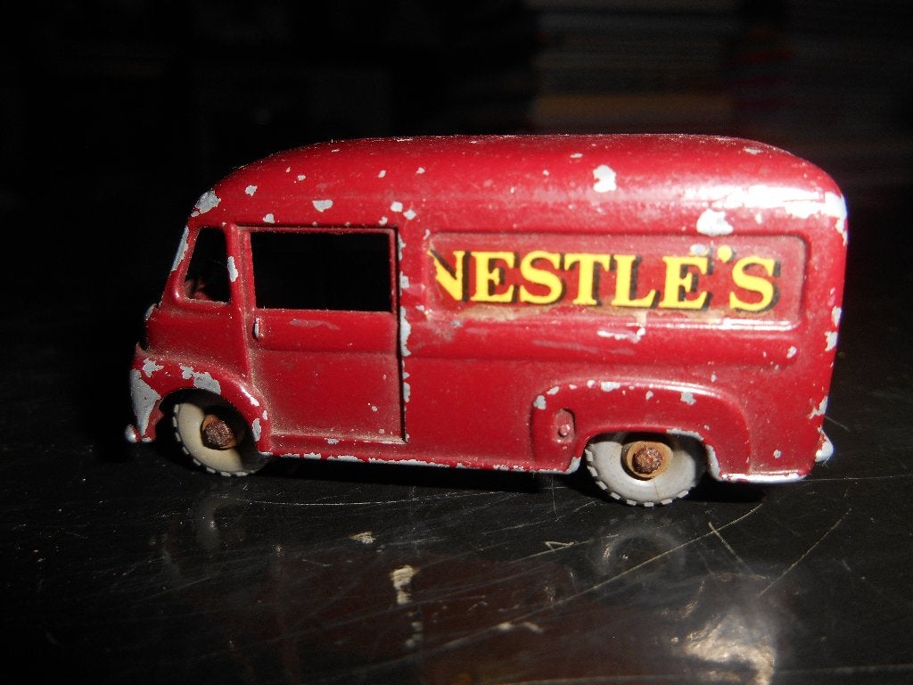 Lesney Commer 30CWT van Nestlé, Enlèvement ou Envoi
