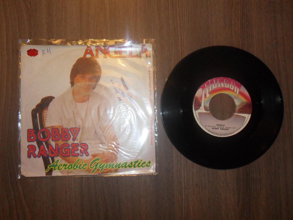Bobby Ranger - Angela, Cd's en Dvd's, Vinyl | Nederlandstalig, Ophalen of Verzenden, Gebruikt, 7 inch, Levenslied of Smartlap