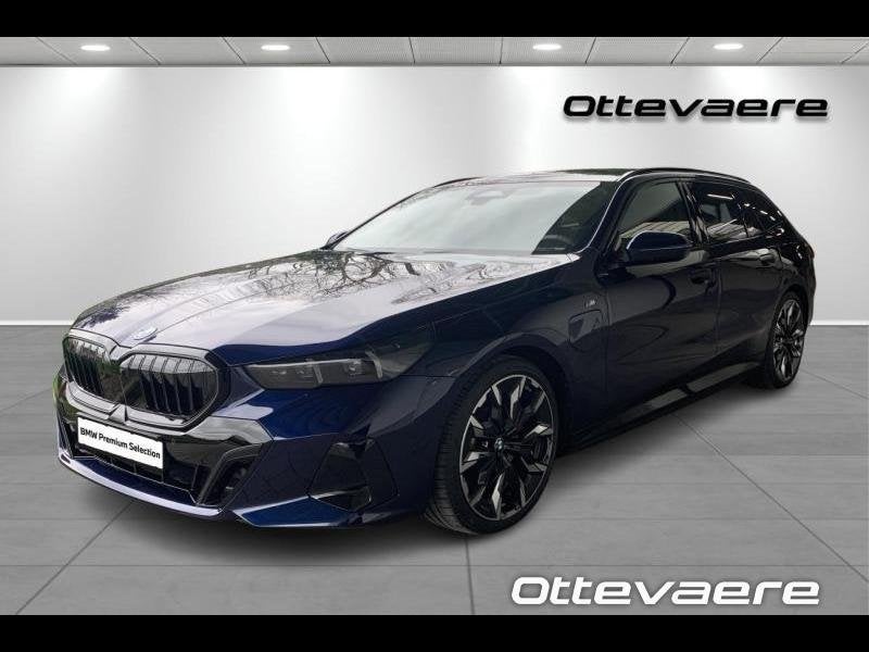 BMW 5-Serie Touring, Autos, 299 ch, https://public.car-pass.be/vhr/fcd4fefd-d03f-40b0-a1b4-6ec8e09a1c71, Noir, 5 portes