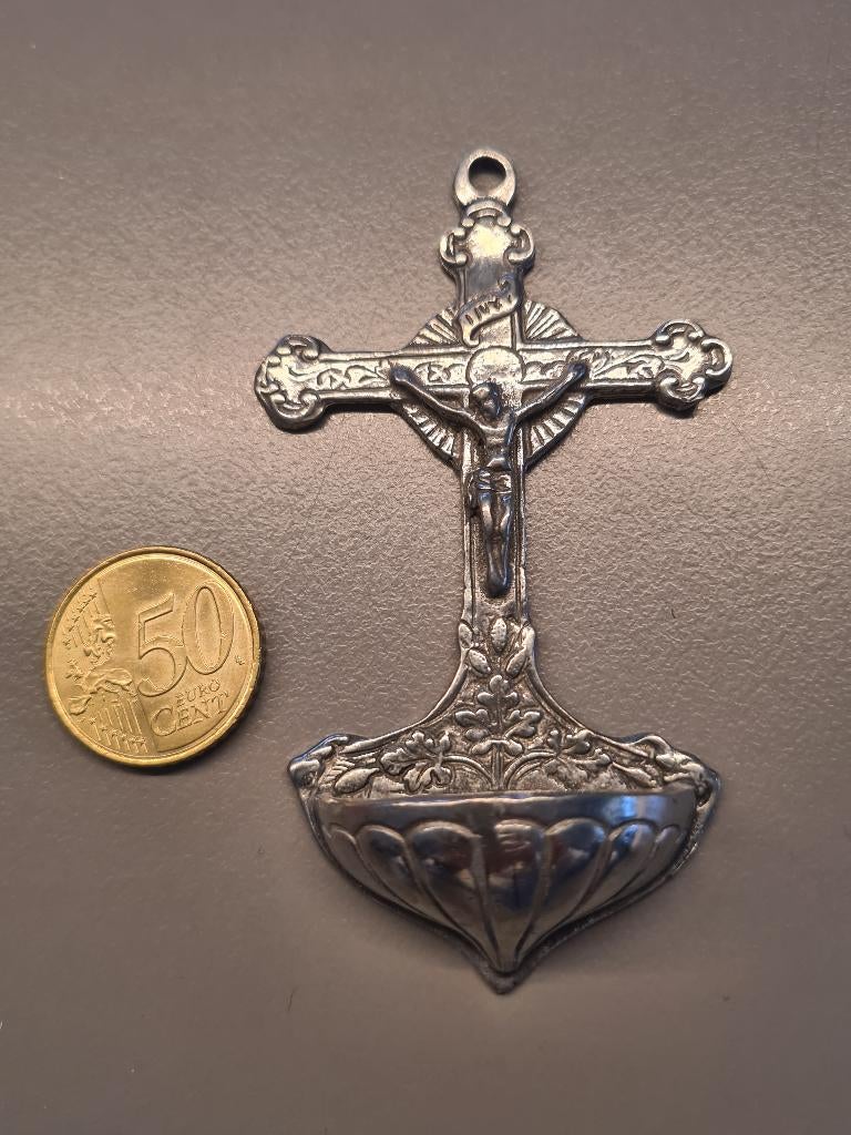 Wijwater fontein met kruis, Antiek en Kunst, Antiek | Religieuze voorwerpen, Verzenden