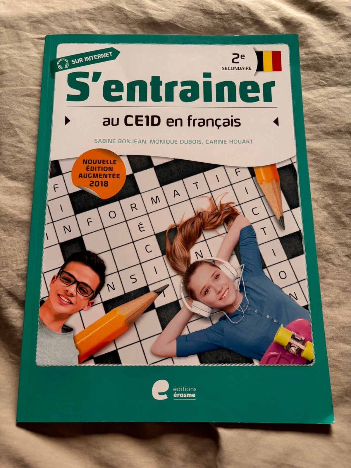 S’entrainer au CE1D en francais NEUF, Enlèvement, Comme neuf