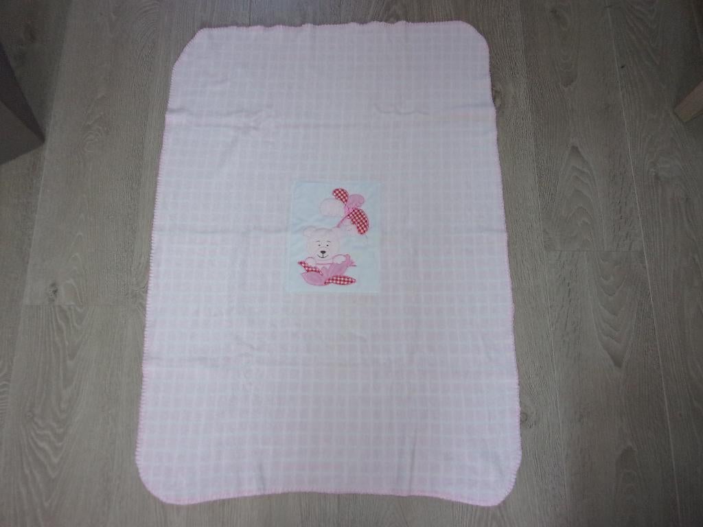 Roze babydekentje., Kinderen en Baby's, Ophalen of Verzenden, Zo goed als nieuw, Deken
