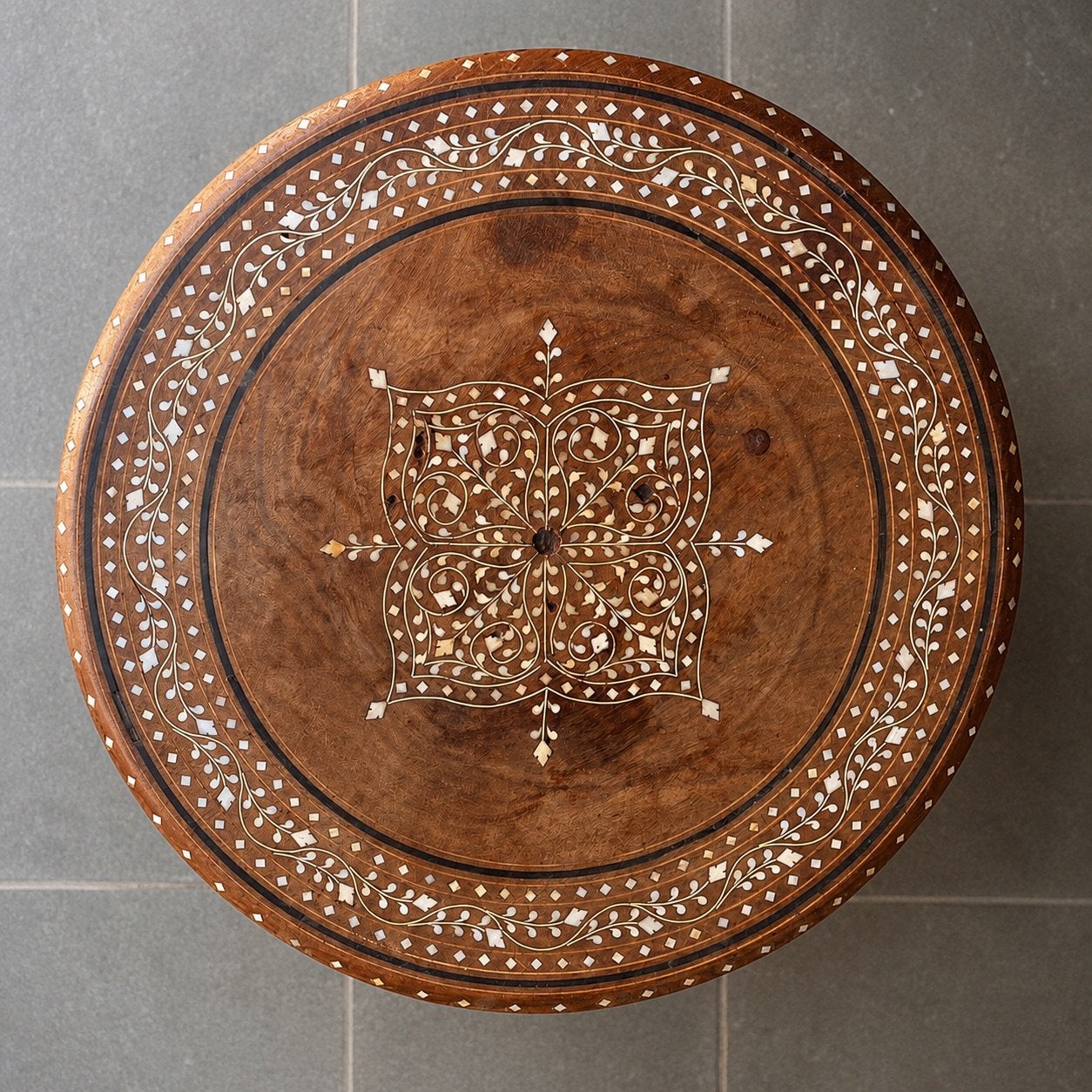 Table à thé orientale pliante en bois massif, Amovible, Enlèvement, Utilisé, Bois