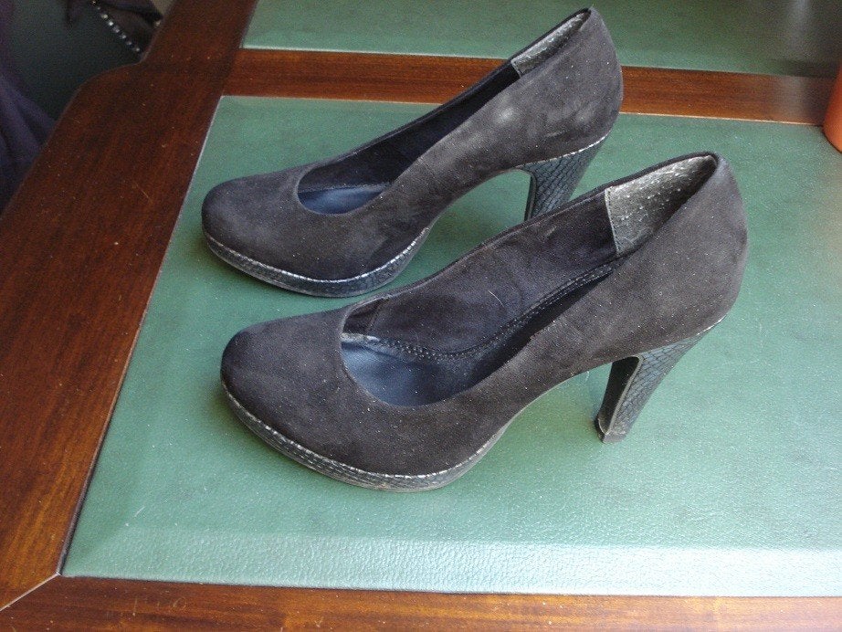 Pakket 17 paar schoenen/laarzen, dames. mt 37, Vêtements | Femmes, Chaussures, Enlèvement ou Envoi, Porté, Chaussures à haut talons