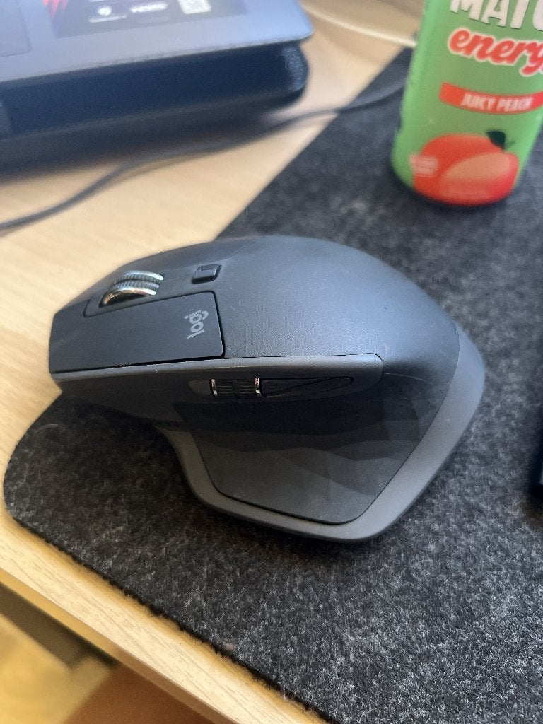 Logitech MX Master 2S, Computers en Software, Muizen, Rechtshandig, Muis, Gebruikt, Ergonomisch