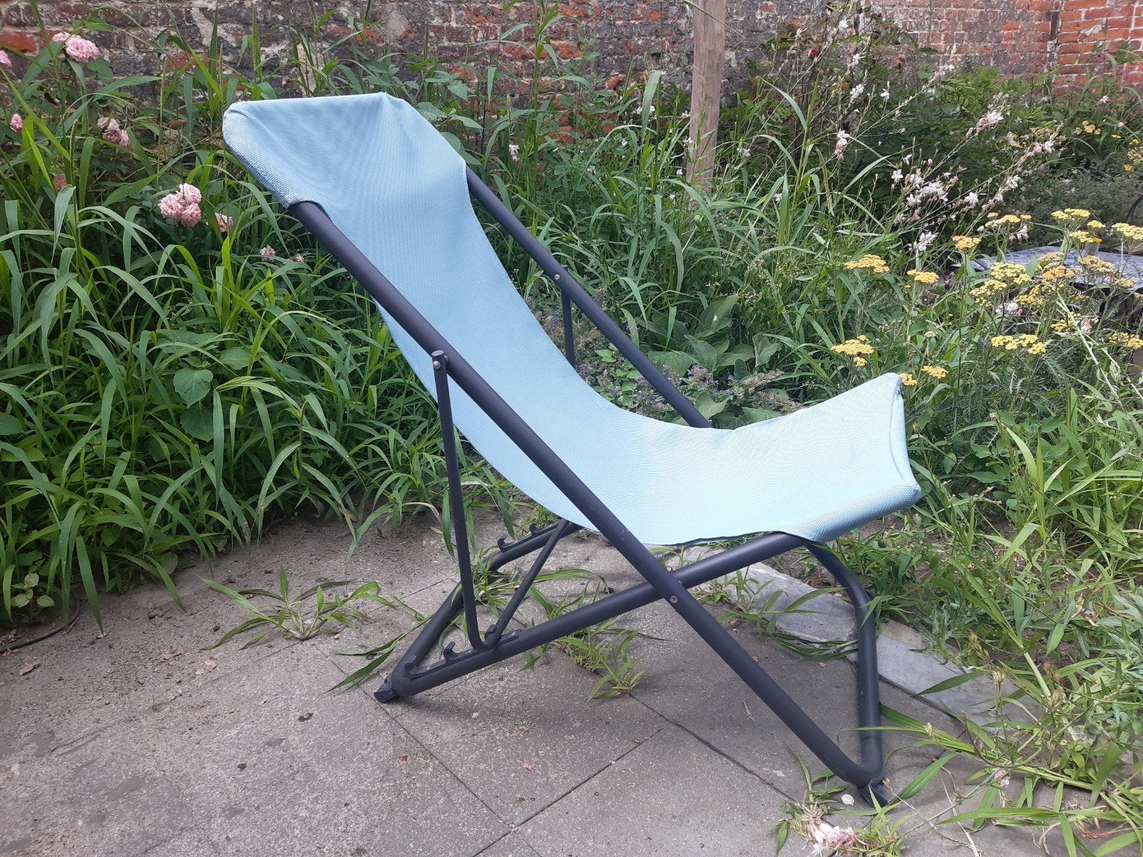 chaise longue/chaise de plage, tissu bleu clair, structure g, Jardin & Terrasse, Enlèvement, Comme neuf, Métal, Réglable