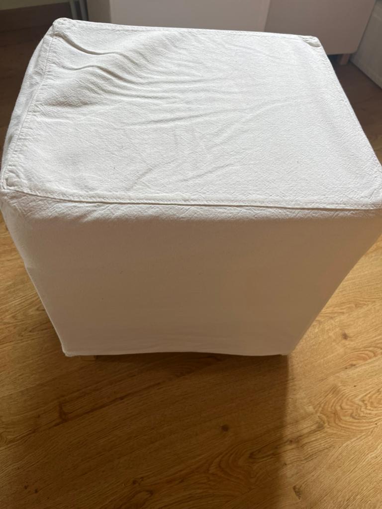 Pouf pied de lit, Enlèvement, Comme neuf, Bois