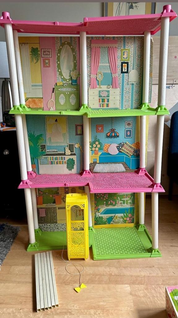 Barbie town house 1975, Kinderen en Baby's, Speelgoed | Poppenhuizen, Ophalen