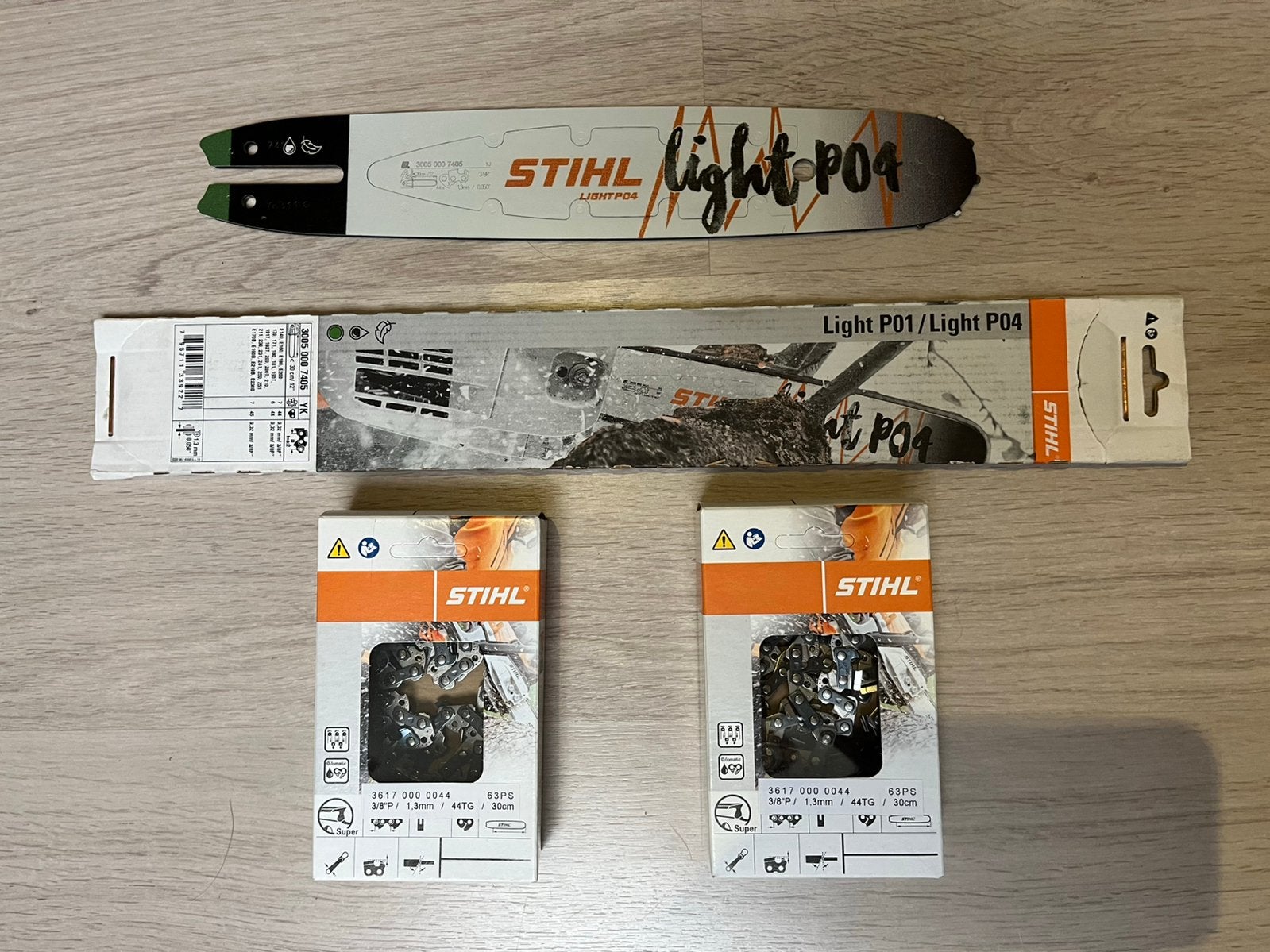Stihl light P04 zaagblad 30cm + 2 kettingen nieuw!, Ophalen of Verzenden, Nieuw, Zaag, Overige merken