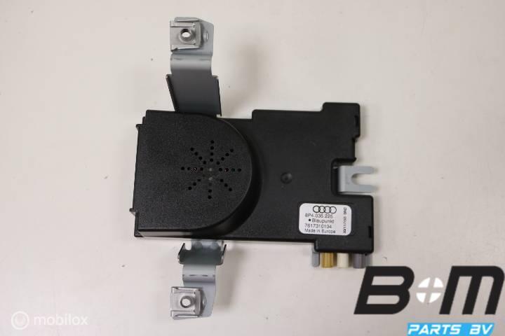 Antenneversterker Audi A3 8P, Autos : Divers, Autoradios, Utilisé