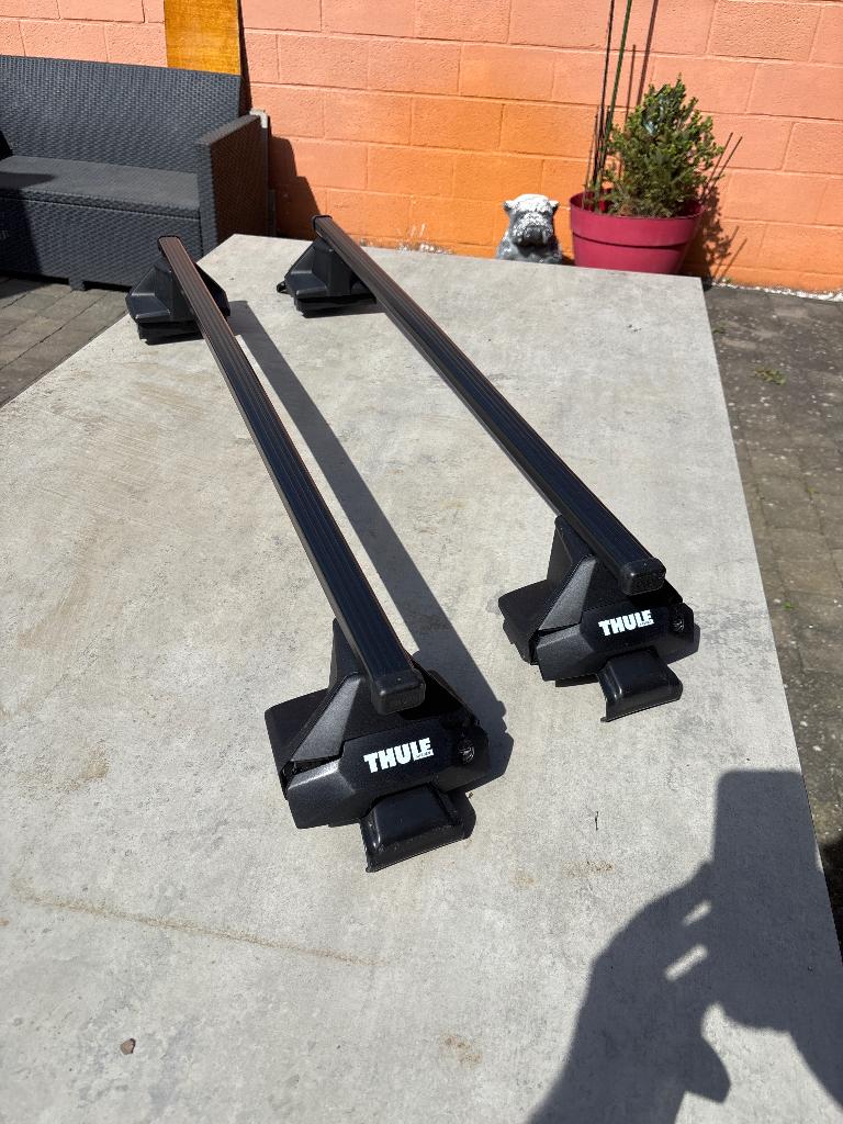 Barres de toit Thule WingBar Evo + Evo Clamp Toyota Yaris, Ophalen, Gebruikt