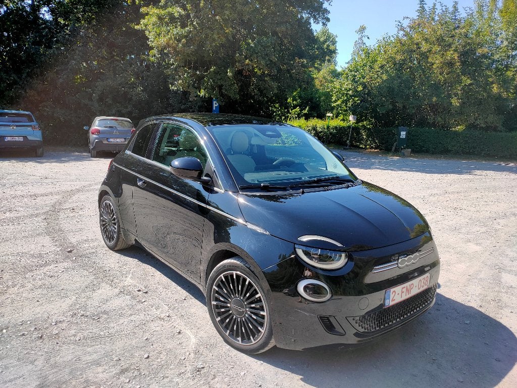 Fiat 500e 3+1 La Prima (2023) zwart, Autos, Achat, 87 kW, Volant multifonction, Autre