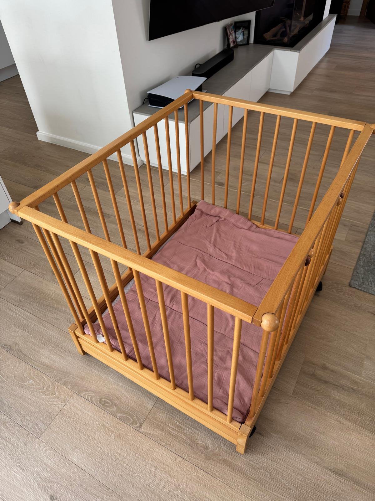 Park aerosleep matras en aerosleep matrasbeschermer, Ophalen, Gebruikt, Rechthoekig, Wieltjes