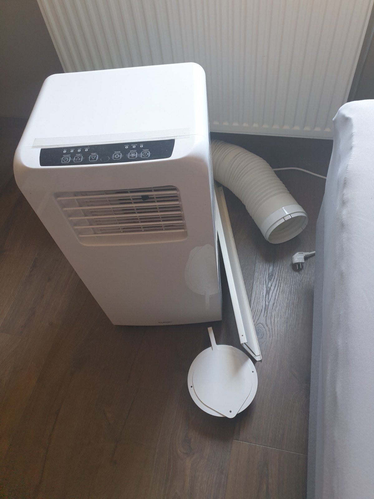 Mobiele airco 2,6 kW 9000 BTU, Elektronische apparatuur, Airco's, Ophalen, Mobiele airco, Afstandsbediening