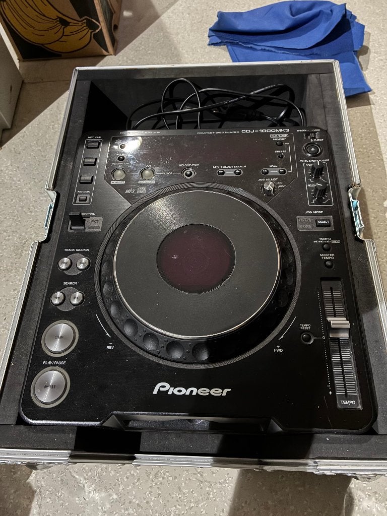 2 x Pioneer Compact Disc CDJ-1000-3  In Bescherm Casse., Audio, Tv en Foto, Ophalen, Pioneer, Draagbaar