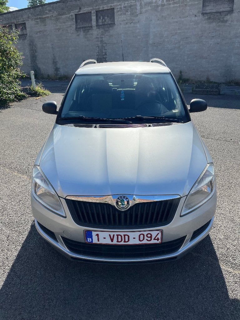 Skoda Fabia 2011 - 100 000 km - CT OK 2027, Autos, Achat, 5 portes, 99 g/km, Particulier