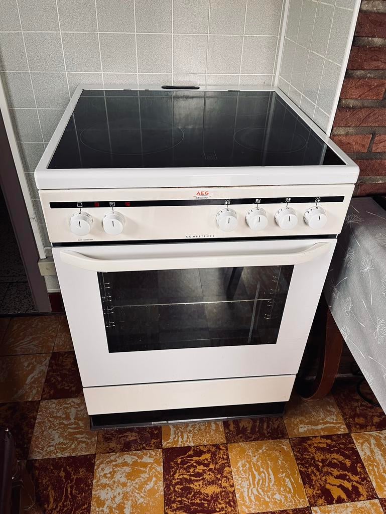 Electrisch vuur, Elektronische apparatuur, Ophalen, Gebruikt, Hete lucht, 4 kookzones