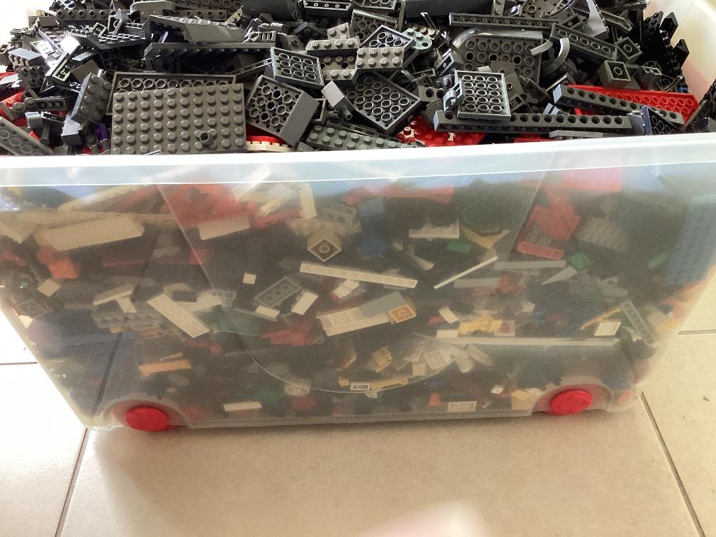 Bak + 14 kg Lego blokken, Ophalen, Gebruikt, Losse stenen, Lego