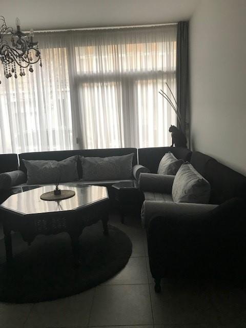 SEDARI - marokkaanse zetel +ronde tafel en 2 bijzettafeltjes, Ophalen, Gebruikt, Stof