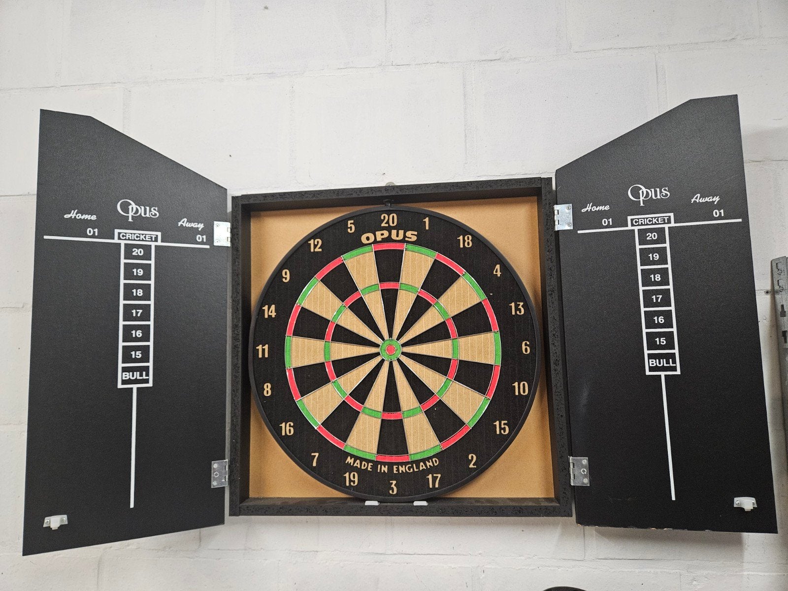 Darts bord, Ophalen