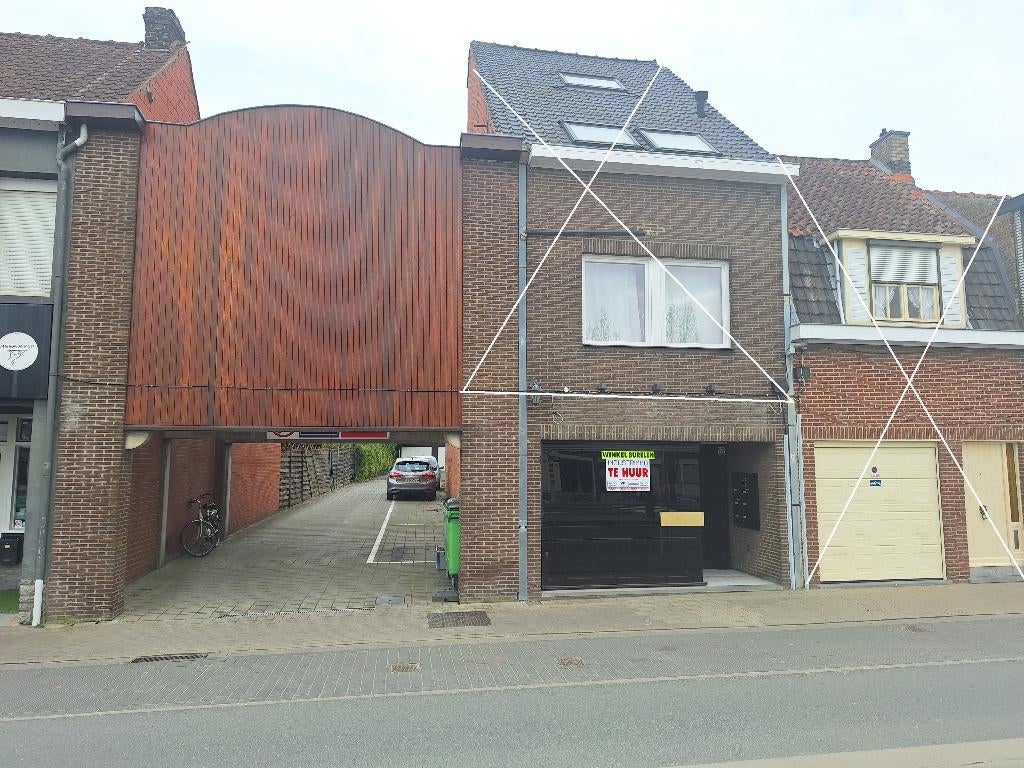 Handelspand te Kortrijk, Immo, 75 m², Overige soorten, Provincie West-Vlaanderen