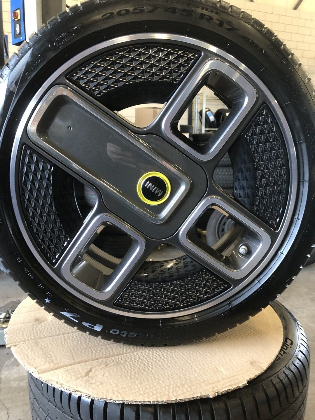 orig. Mini Cooper F56 17 inch Electric Power Spoke 737 zomer, Auto-onderdelen, Gebruikt, -, -, Banden en Velgen