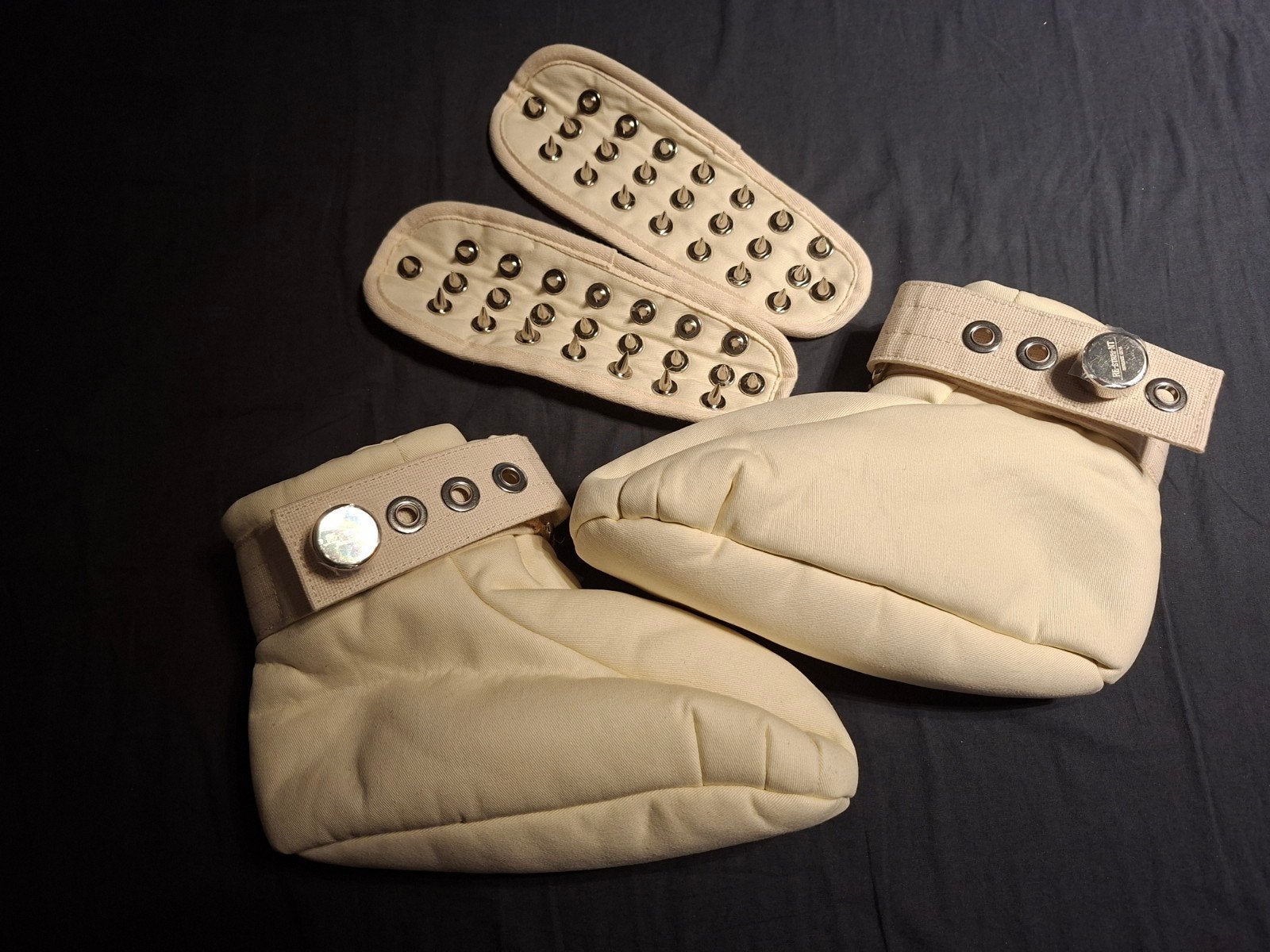 chaussons et chaussons à crampons, Enlèvement ou Envoi, Neuf, Accessoires