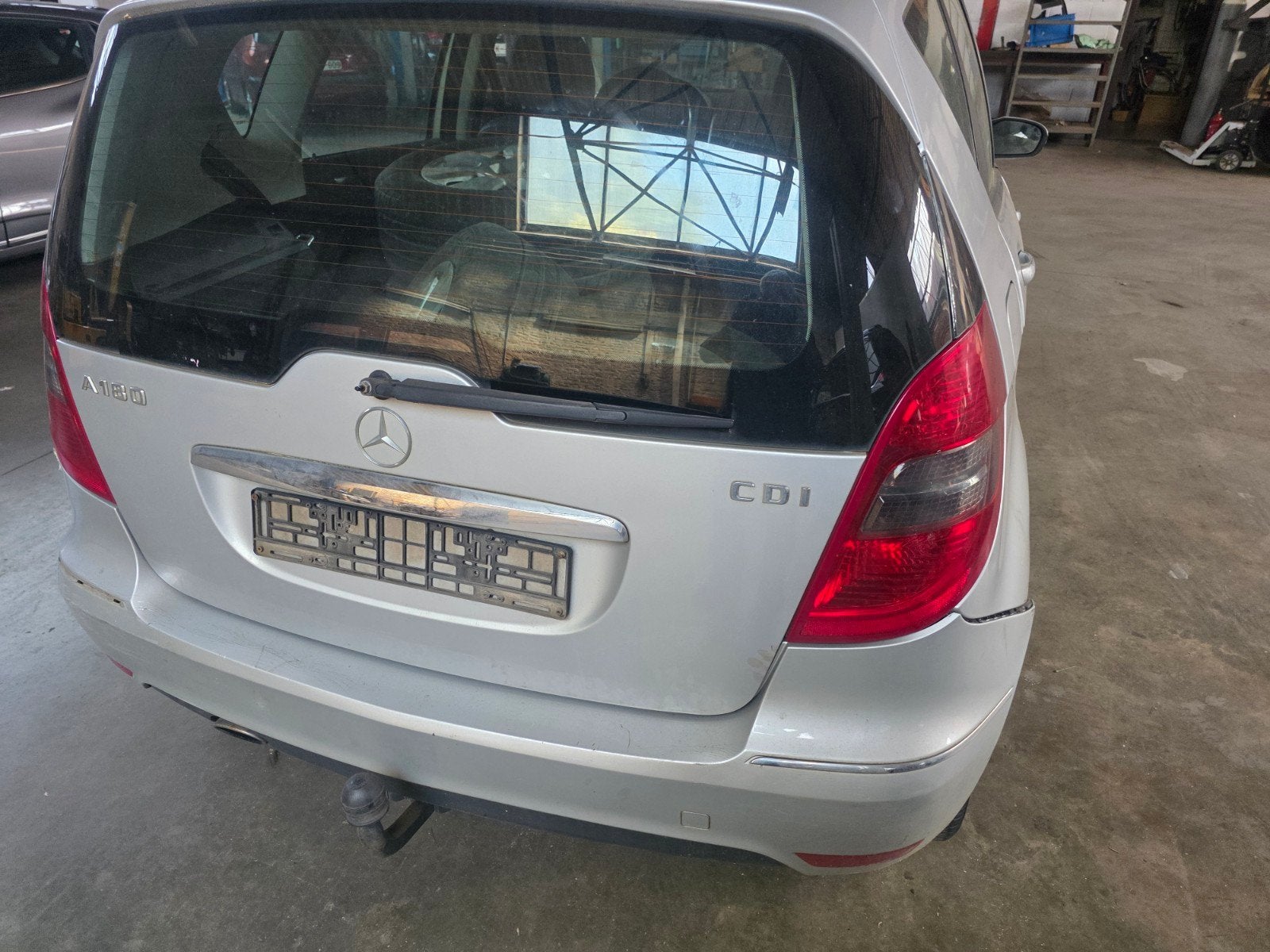 Mercedes a180cdi 2000cc 80kw, Enlèvement