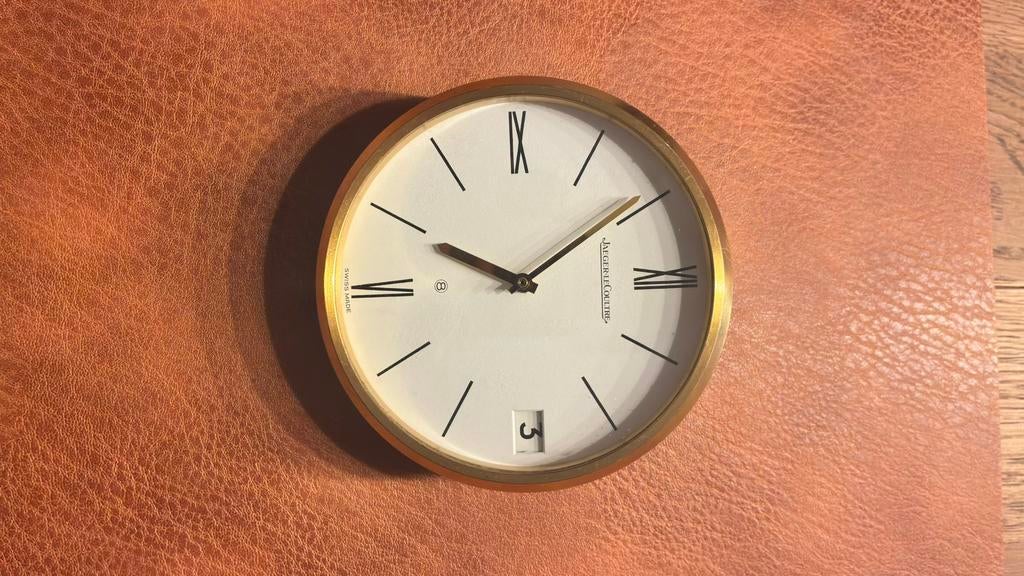 Jaeger LeCoultre 8-day desk clock 1960-70, Antiquités & Art, Antiquités | Horloges, Enlèvement