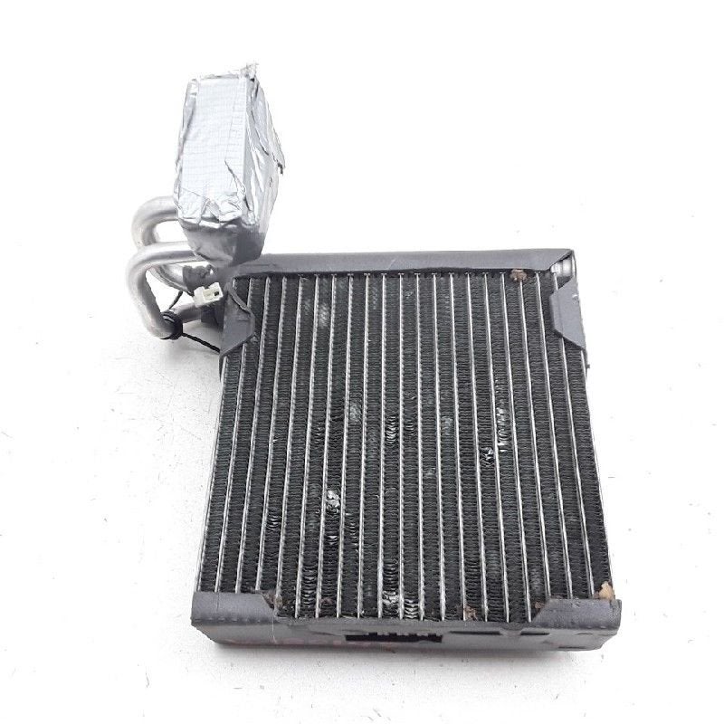 AIRCOVERDAMPER Nissan Micra (K12) (01-2003/06-2010), Gebruikt, Nissan