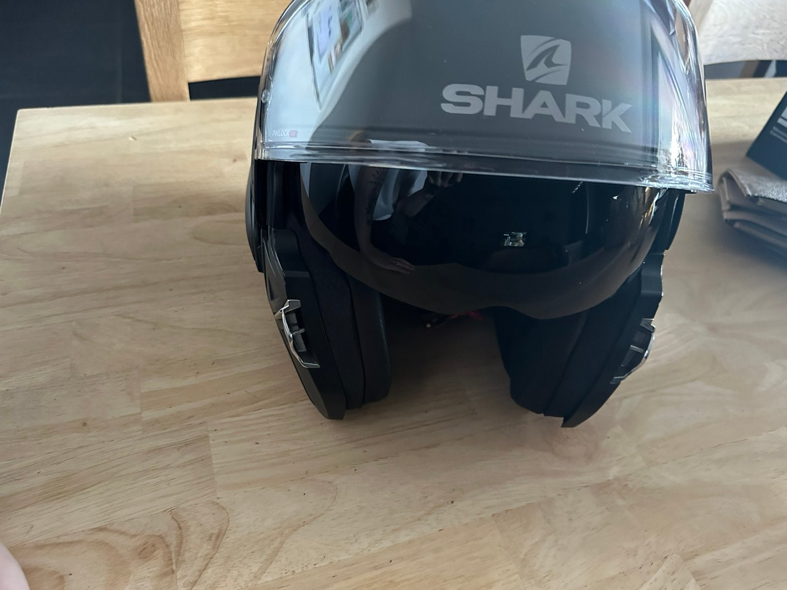 Helm shark, Motos, Vêtements | Casques de moto, Femmes, Seconde main, Shark, Enlèvement