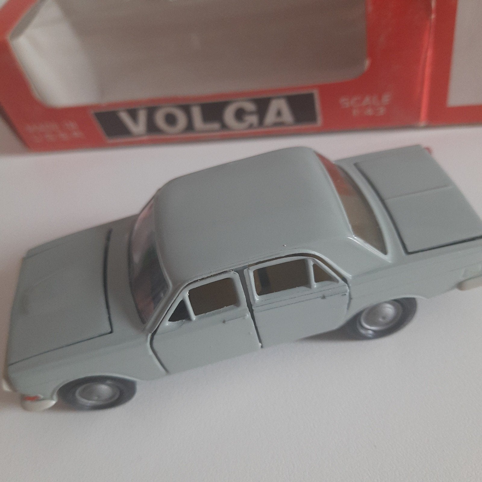 MADE IN USSR*1:43* VOLGA Type A3-24 * VINTAGE* MINT & IN BOX, Ophalen, Nieuw, Auto, Overige merken
